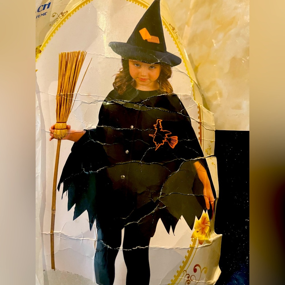 Holloween costume 4-6 witch